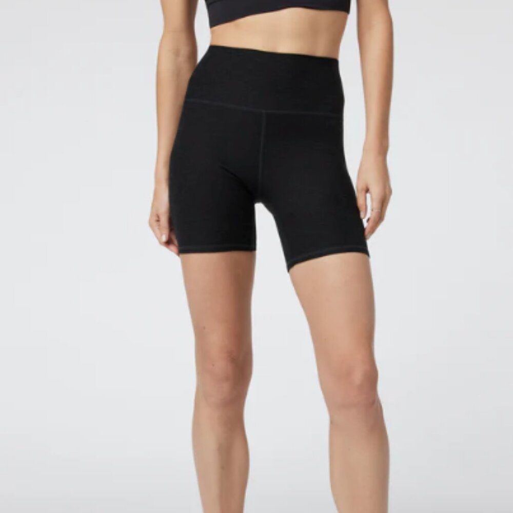Vuori biker shorts